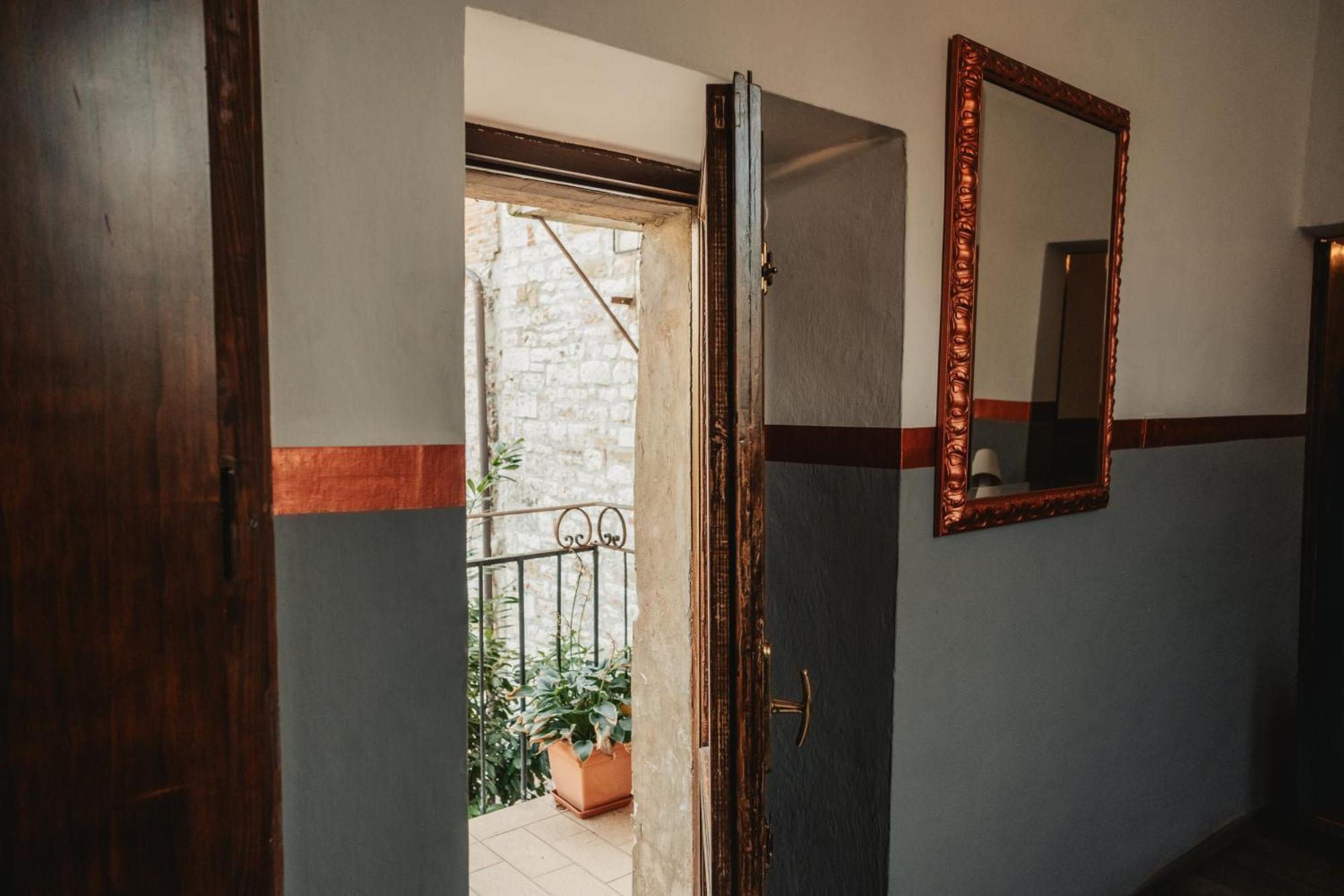 Locanda Del Duca Gubbio Buitenkant foto