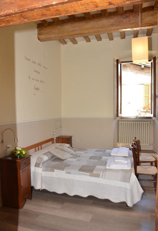 Locanda Del Duca Gubbio Kamer foto